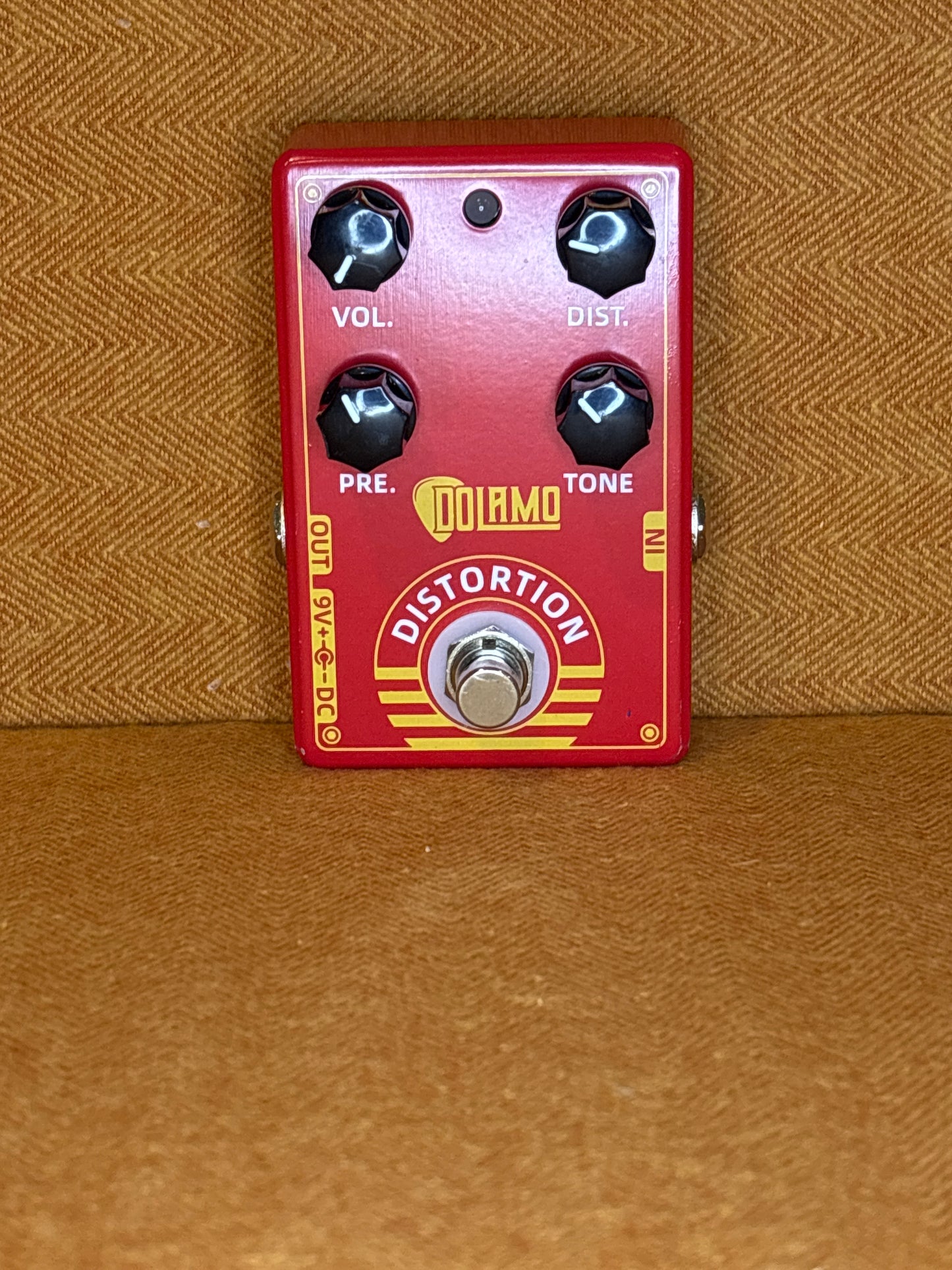 Dolamo D-9 Distortion Guitar Effect Pedal
